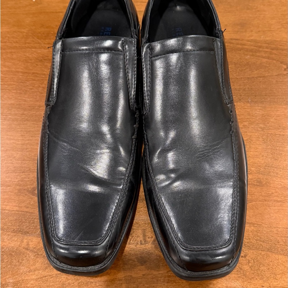 Kenneth Cole Reaction Black Leather Loafers